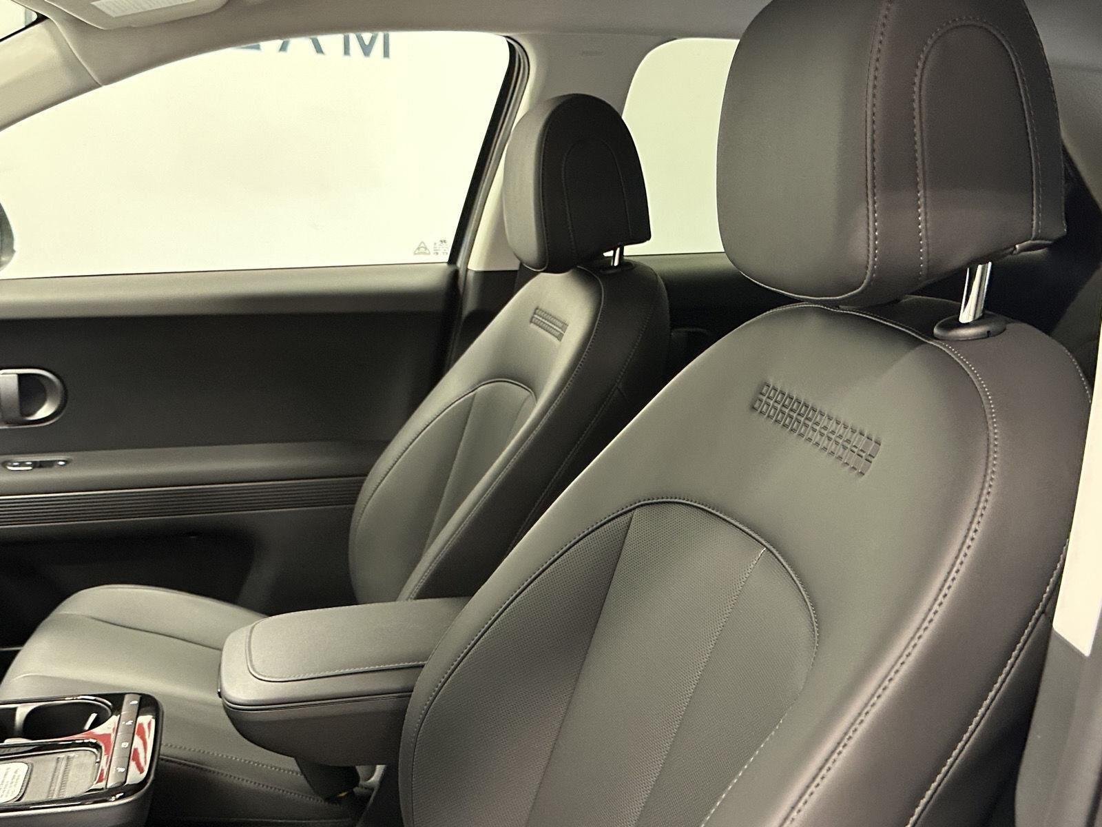 New 2026 Cyber Gray Hyundai SEL image 25