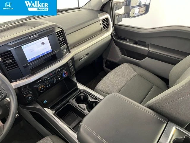 Used 2025 White Ford XLT image 37