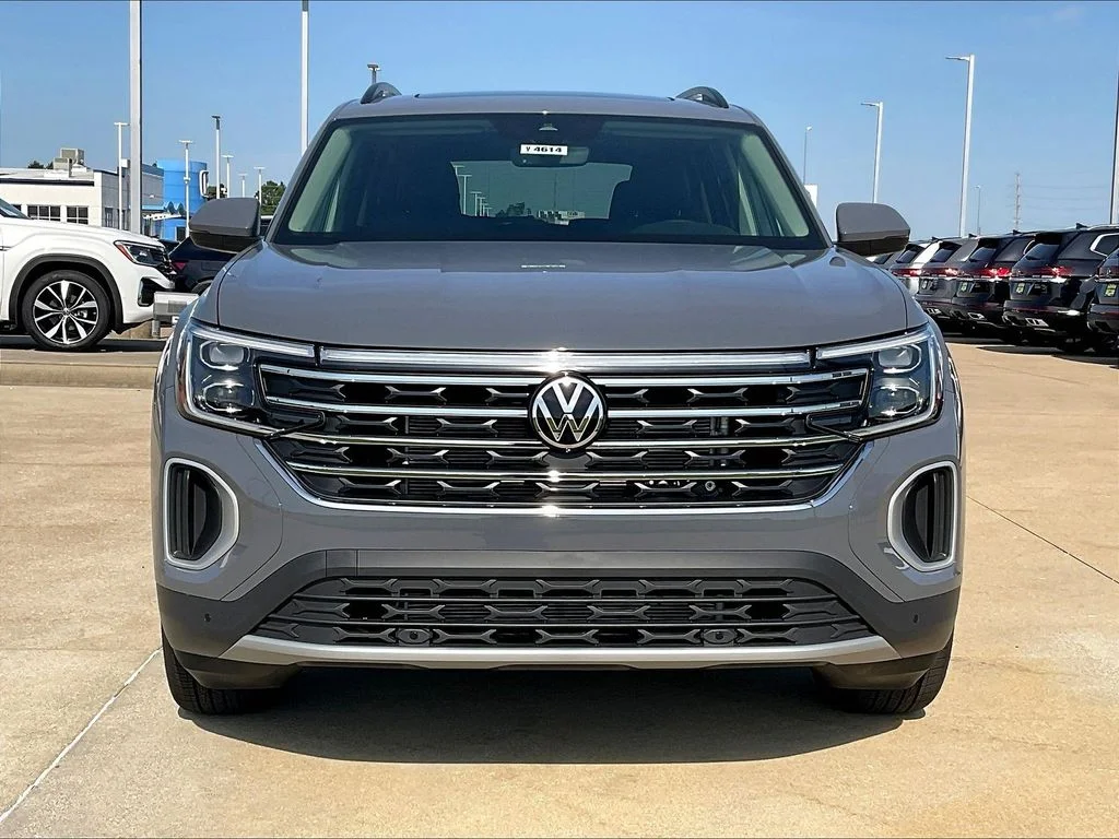New 2026 Gray Volkswagen SE w/Technology image 8