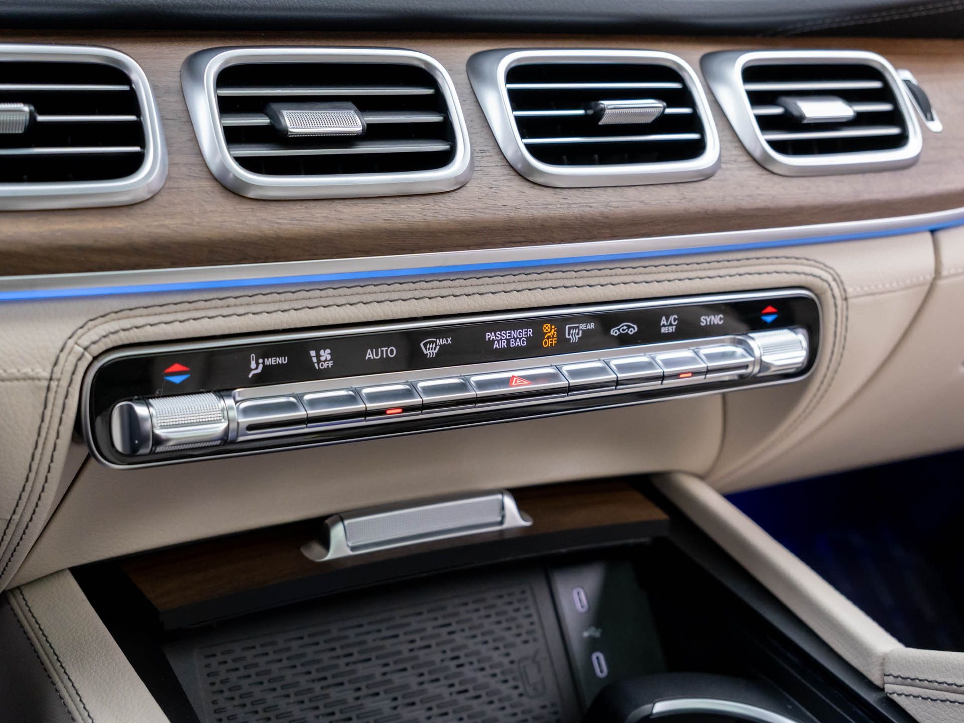 New 2026 Twilight Blue Metallic Mercedes-Benz GLS 580 image 28