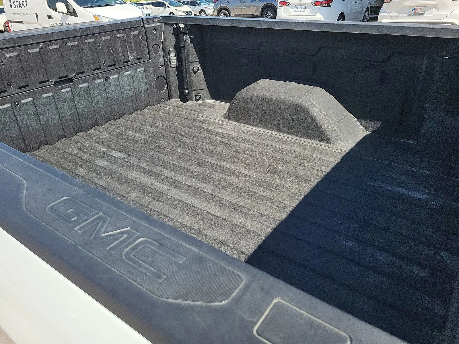 2025 GMC Sierra 1500 AT4 - Photo 27