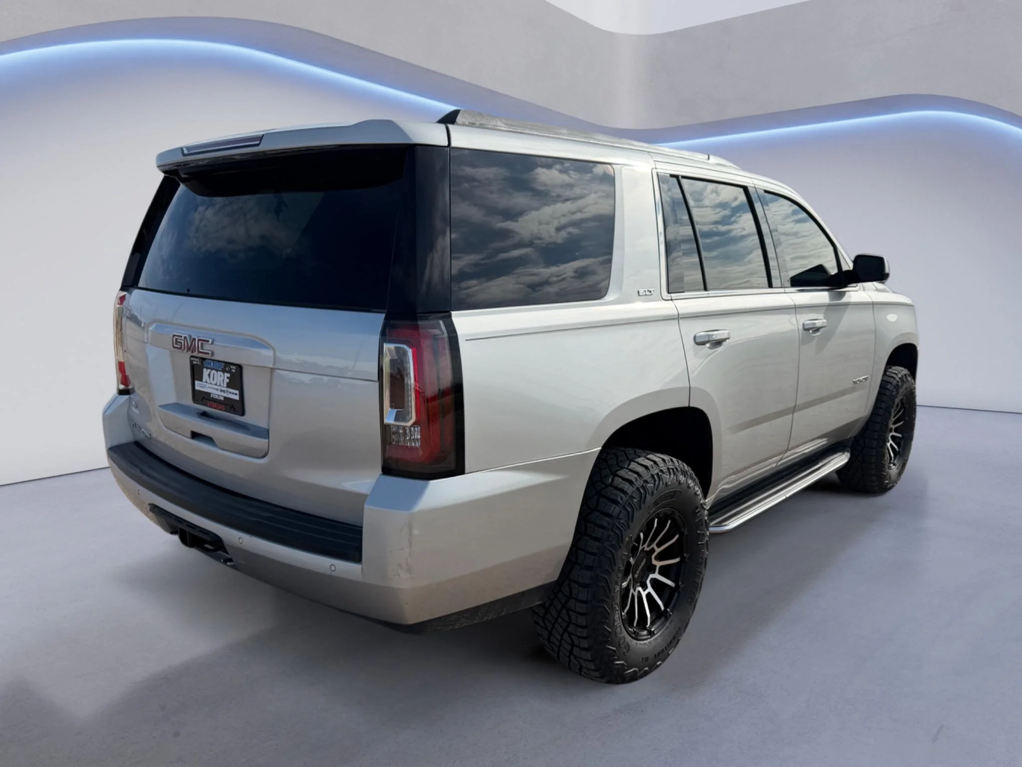 Used 2020 Quicksilver Metallic GMC SLT image 5
