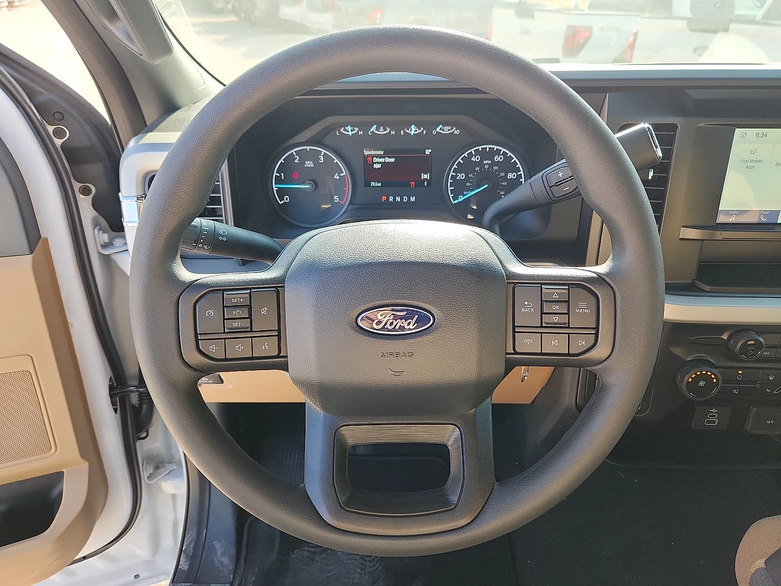 New 2027 Oxford White Ford XLT image 21