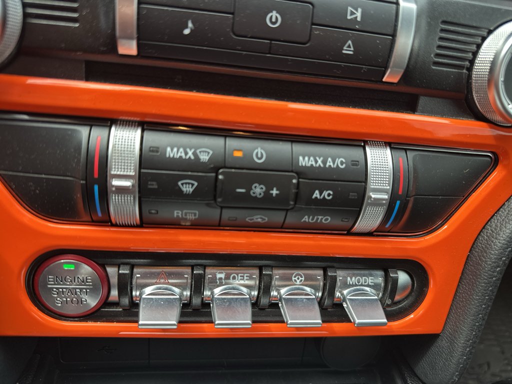 Used 2020 Twister Orange Tri-Coat Ford GT Premium image 24