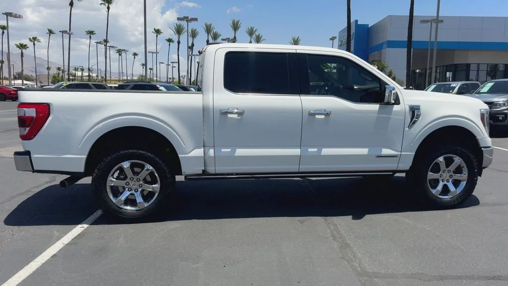 Used 2022 White Ford King Ranch image 2