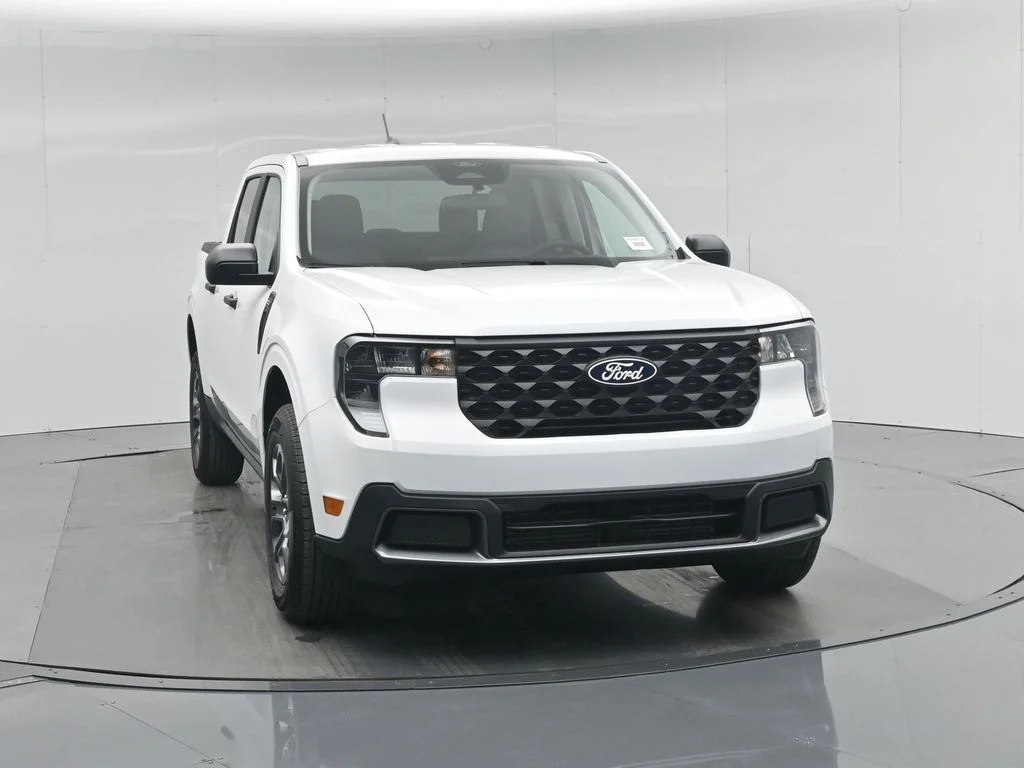New 2026 Oxford White Ford XLT image 52