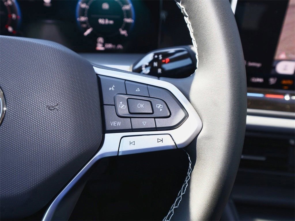 2025 Volkswagen Tiguan SE - Photo 23