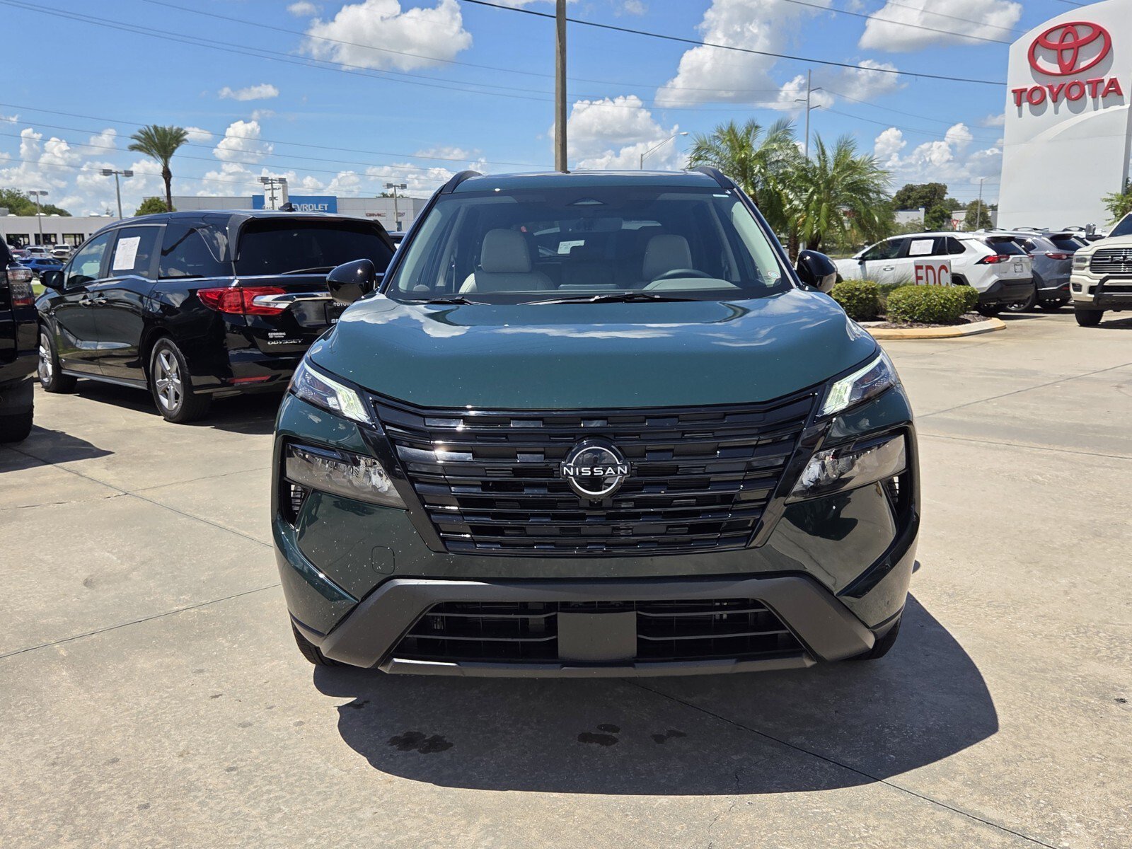 Used 2026 Obsidian Green Nissan Dark Armor image 1