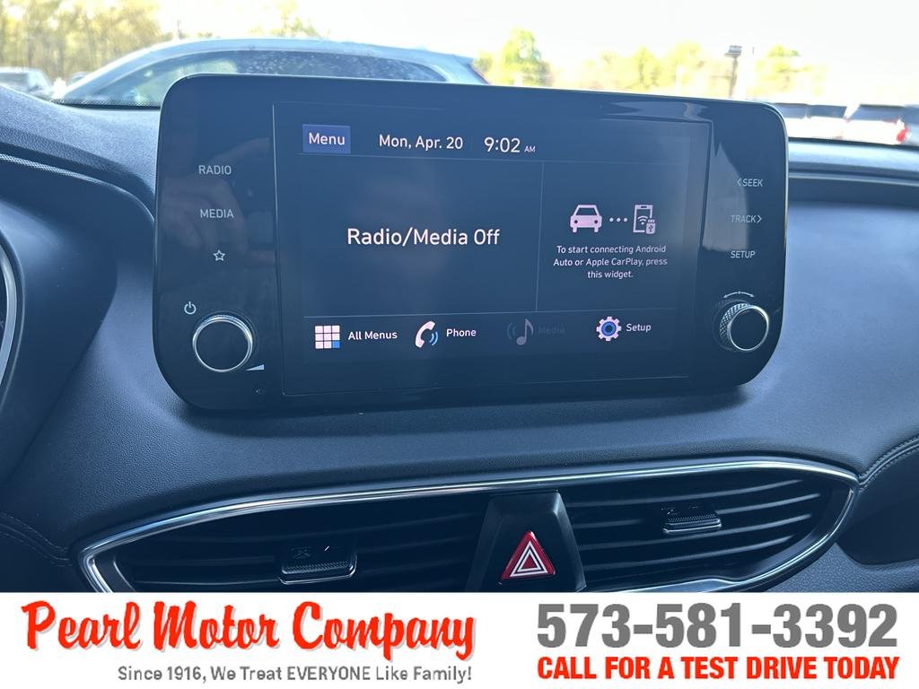 Used 2021 Red Hyundai SE image 16
