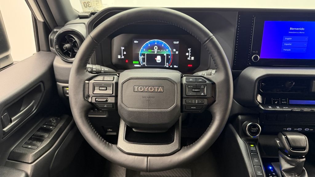 Used 2025 White Toyota 1958 image 27