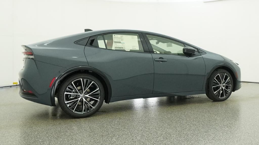 New 2026 Guardian Gray Toyota XLE image 10