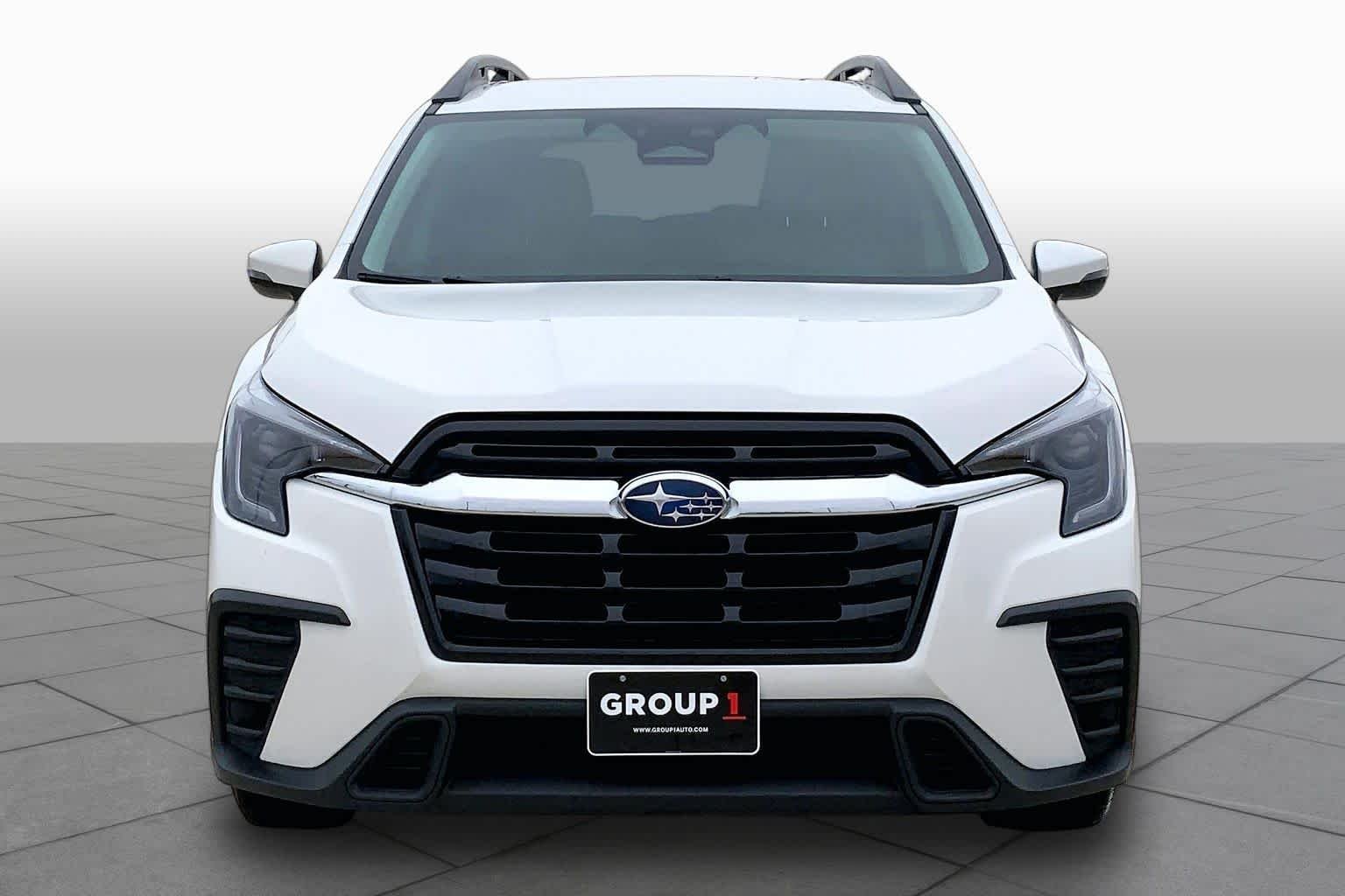 Used 2023 Crystal White Pearl Subaru Premium image 4