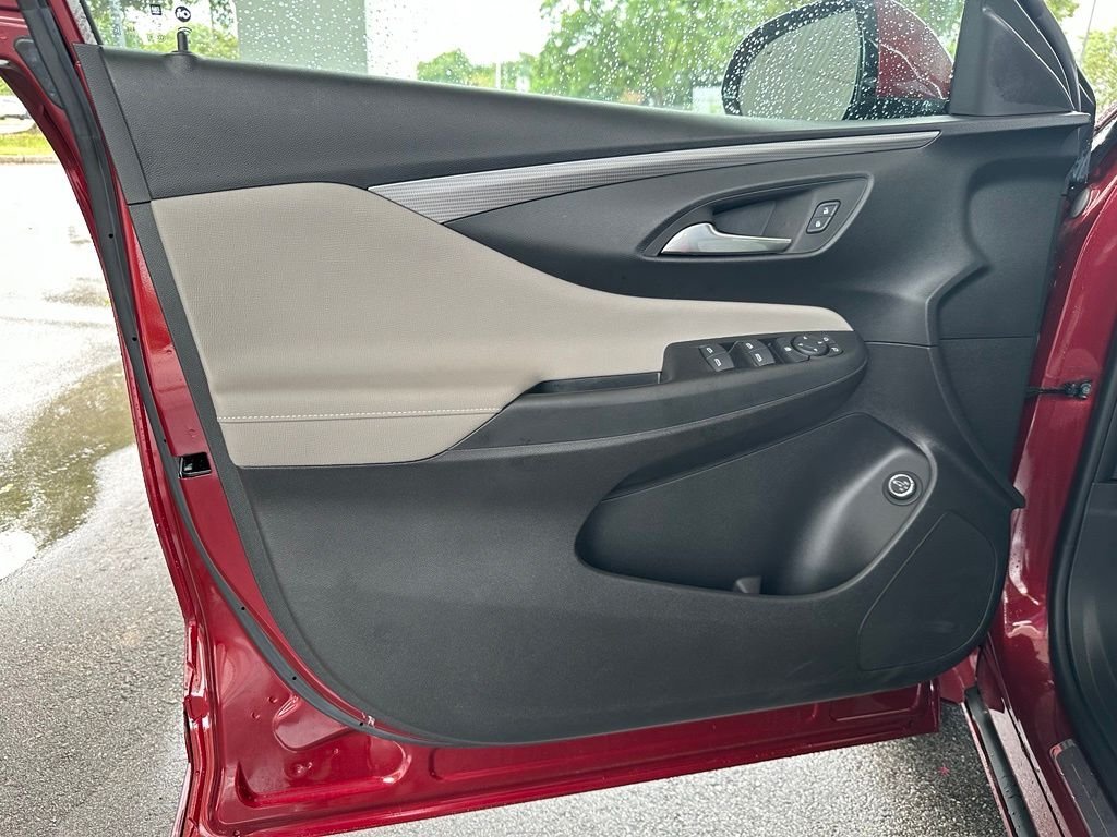 Used 2025 Red Buick Avenir image 11