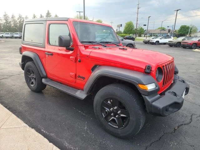 2023 Jeep Wrangler Sport S's photo