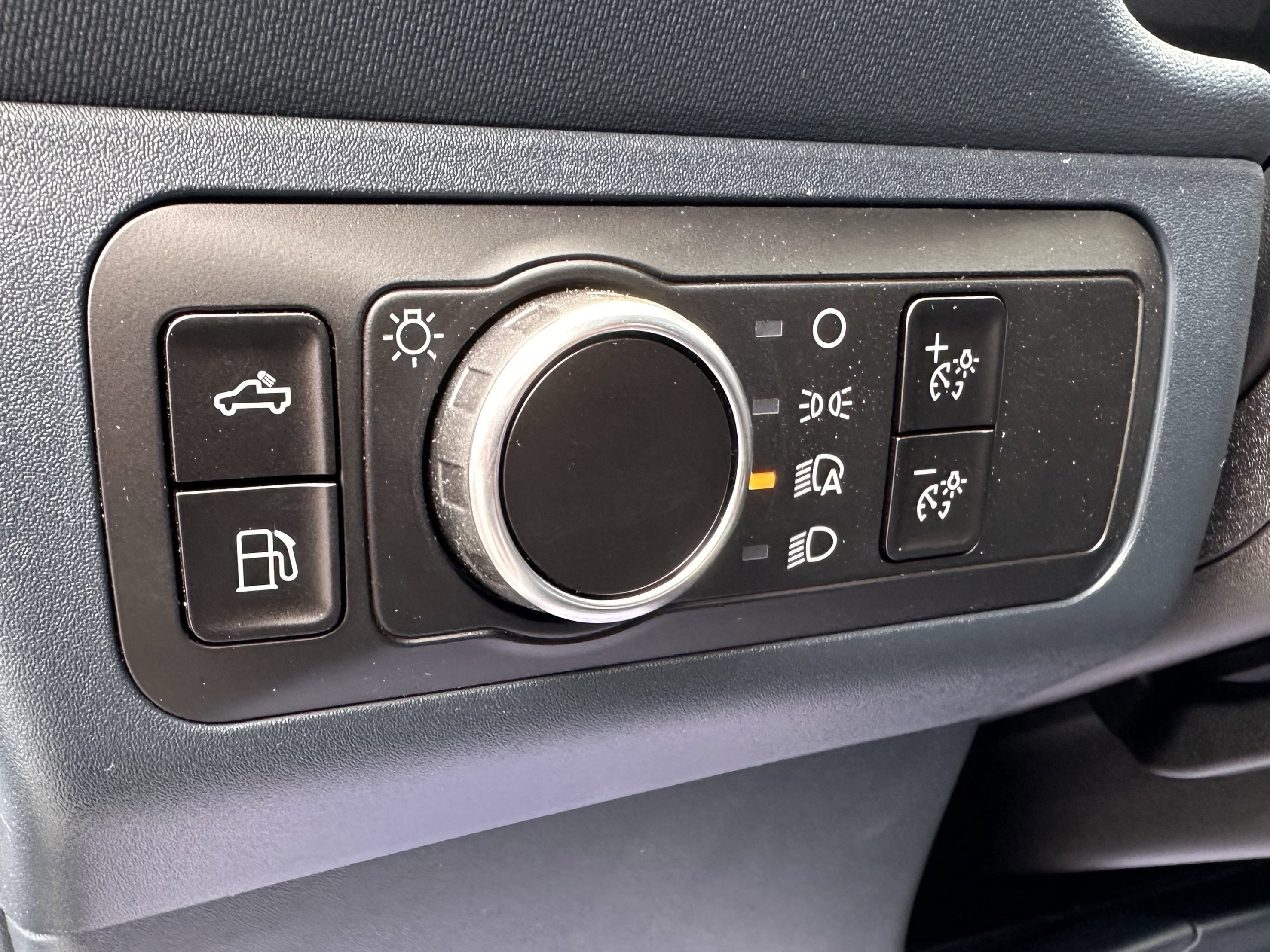 New 2026 Space White Metallic Ford XLT image 19