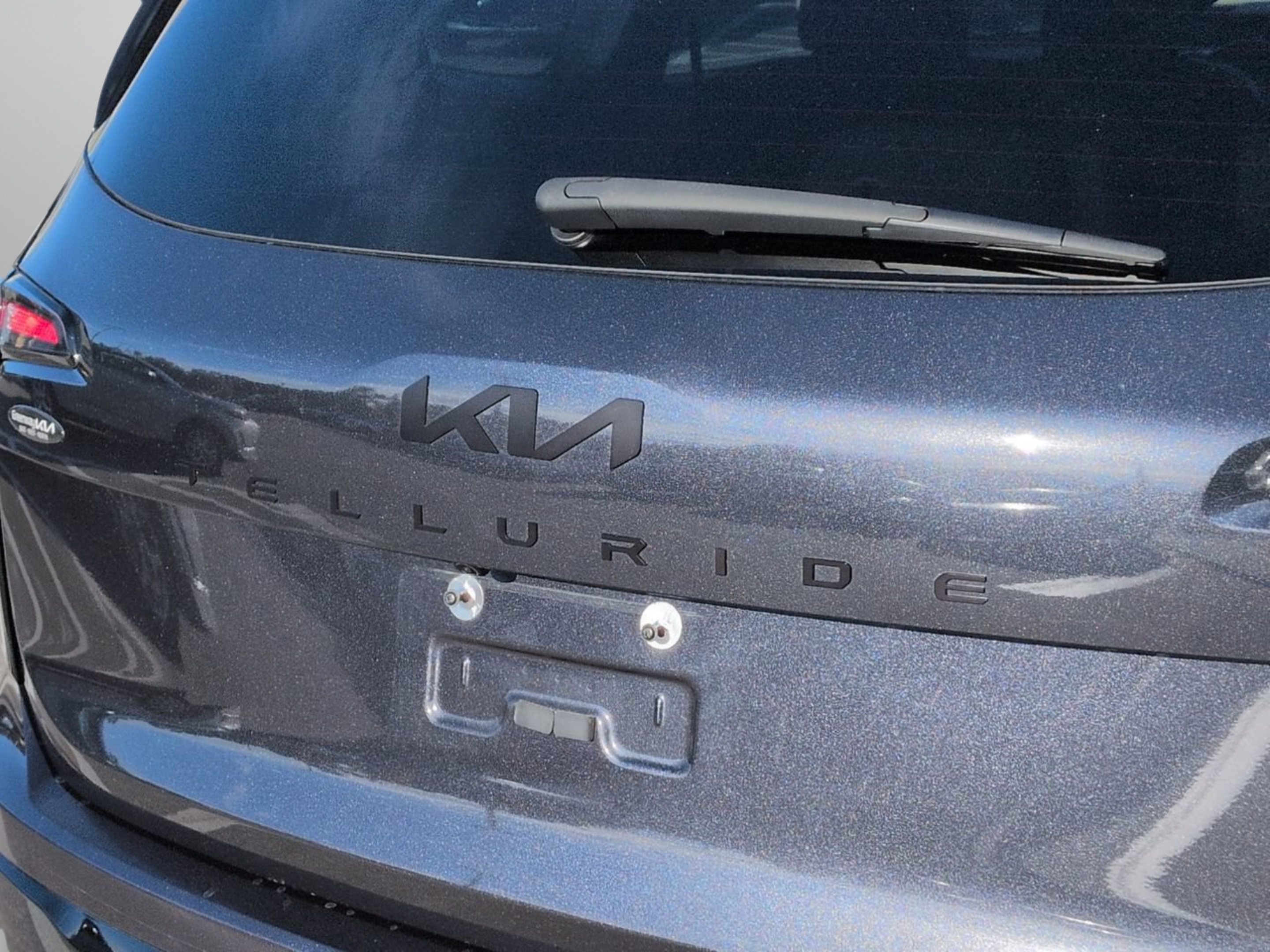 Certified Used 2025 Panthera Metal Kia EX X-Line image 35