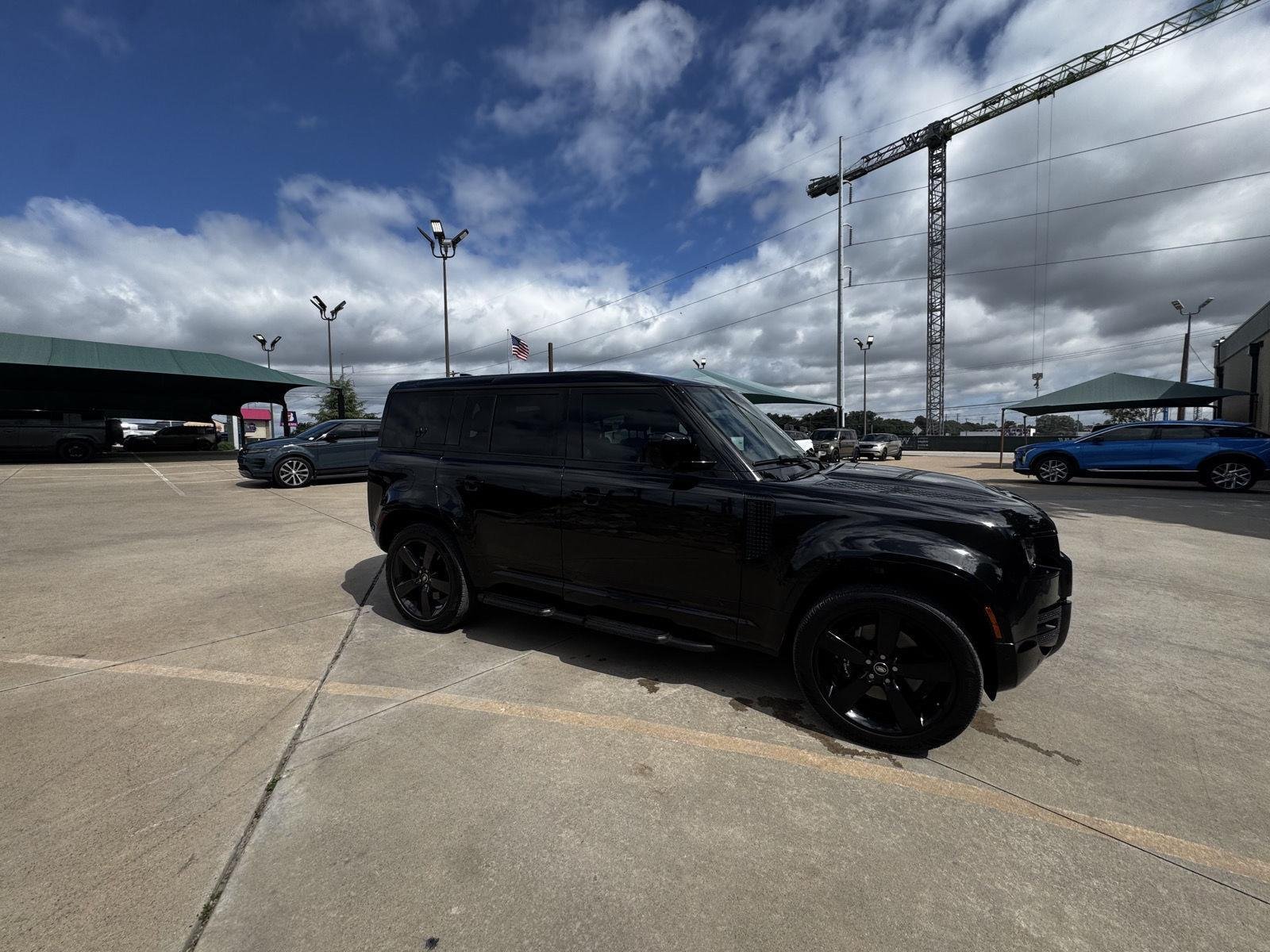 Used 2025 Santorini Black Land Rover D110 V8 image 9