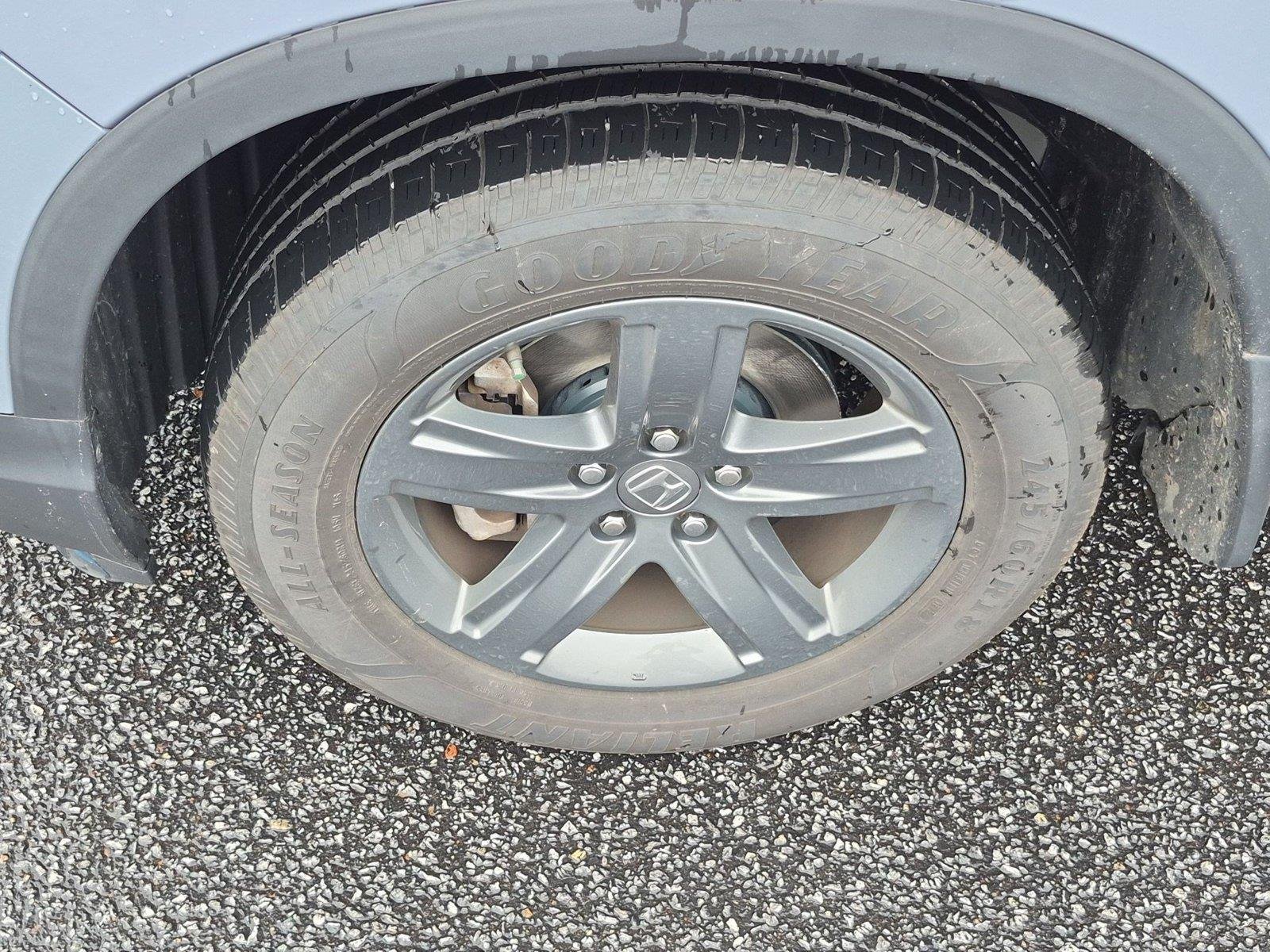 Used 2023 Sonic Gray Pearl Honda RTL image 9