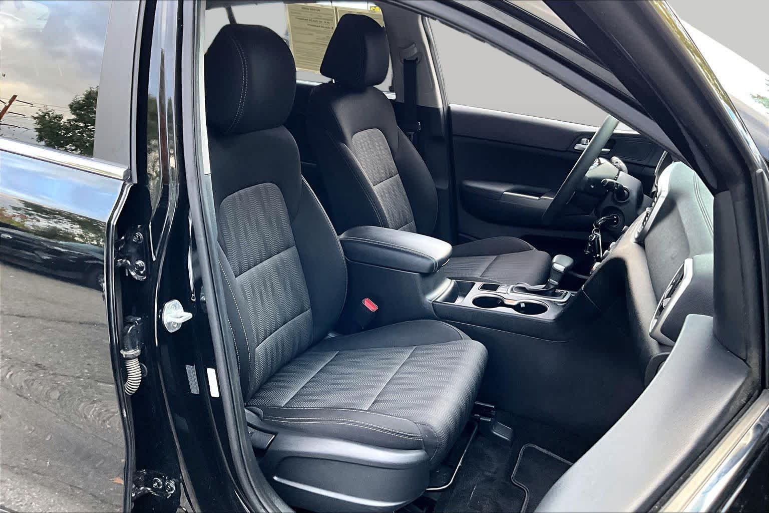 Used 2020 Black Cherry Pearl Kia LX image 8