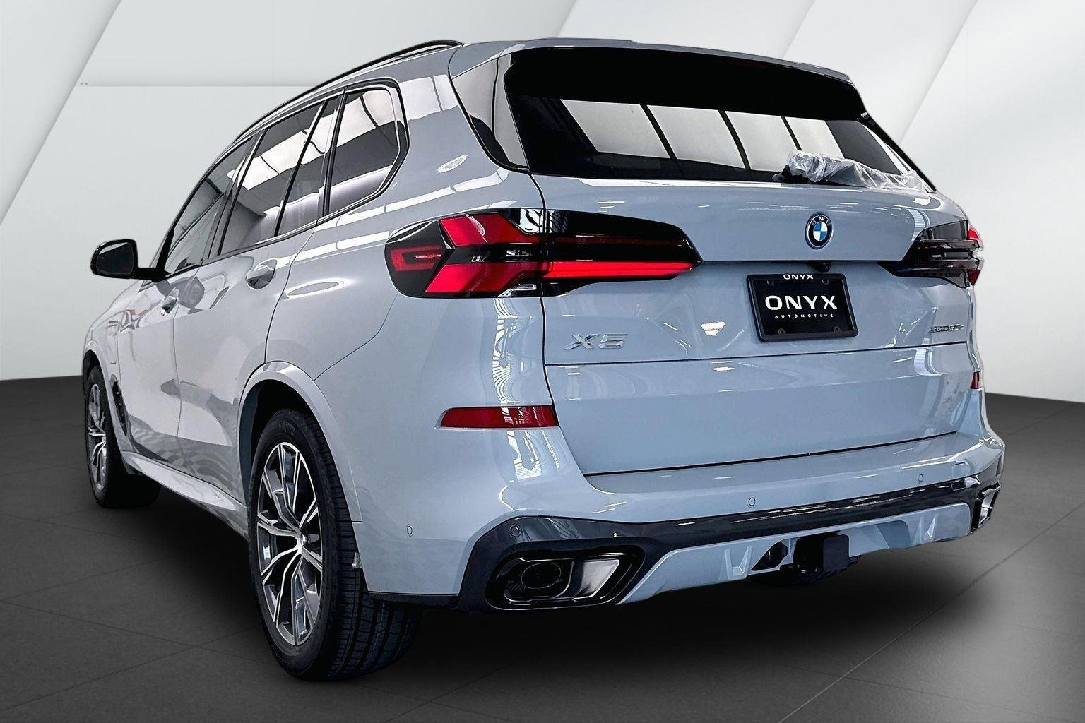 New 2026 Brooklyn Grey Metallic BMW xDrive50e image 9