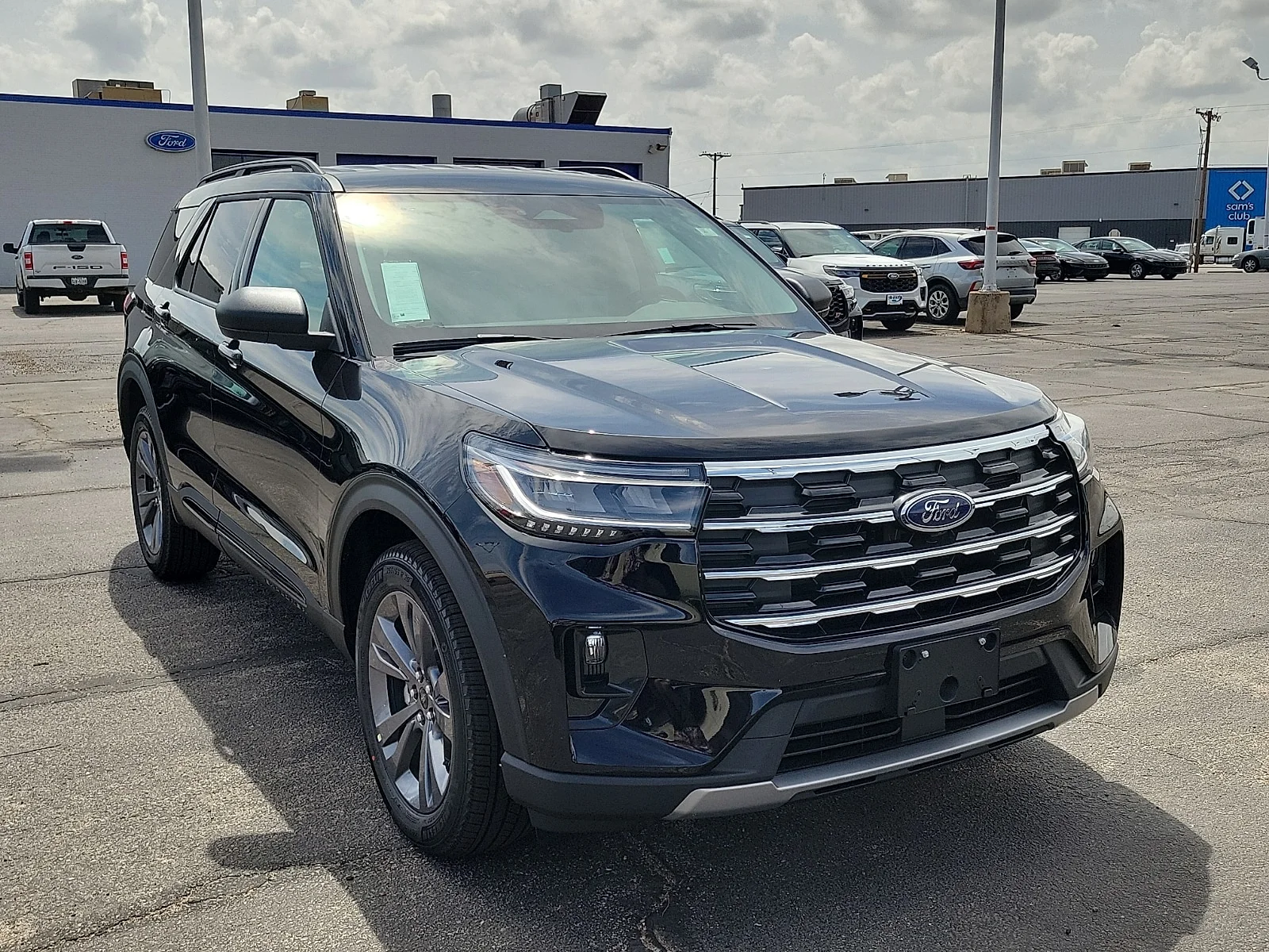 New 2026 Agate Black Metallic Ford Active image 6