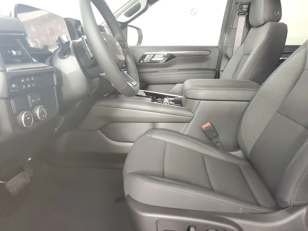 2026 Chevrolet Tahoe LS - Photo 11