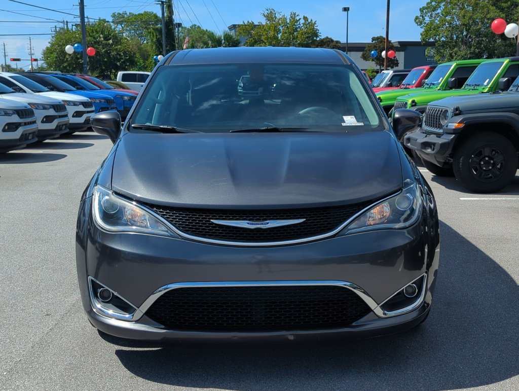 Used 2019 Gray Chrysler Touring Plus image 9