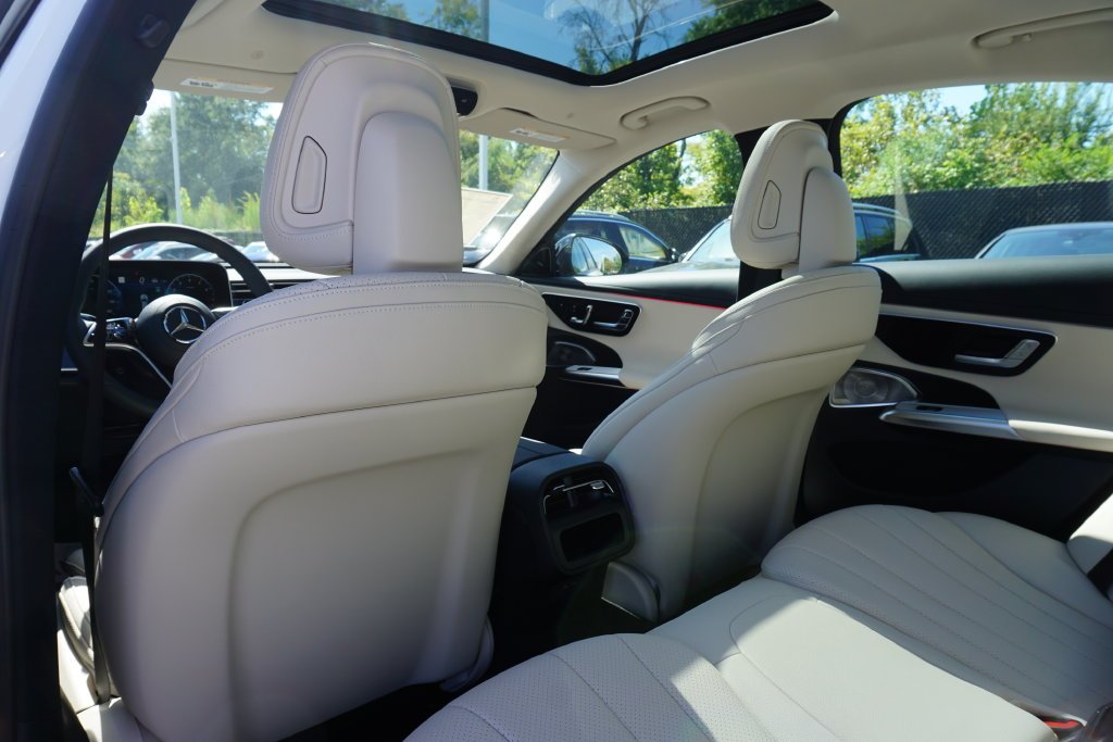 Used 2027 Polar White Mercedes-Benz E 350 image 25