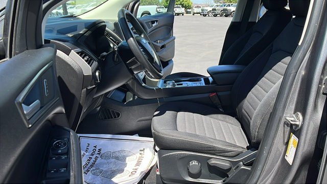Used 2022 Gray Ford SE image 17