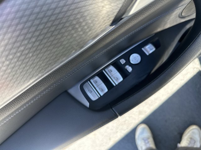 Used 2020 White BMW M40i image 19