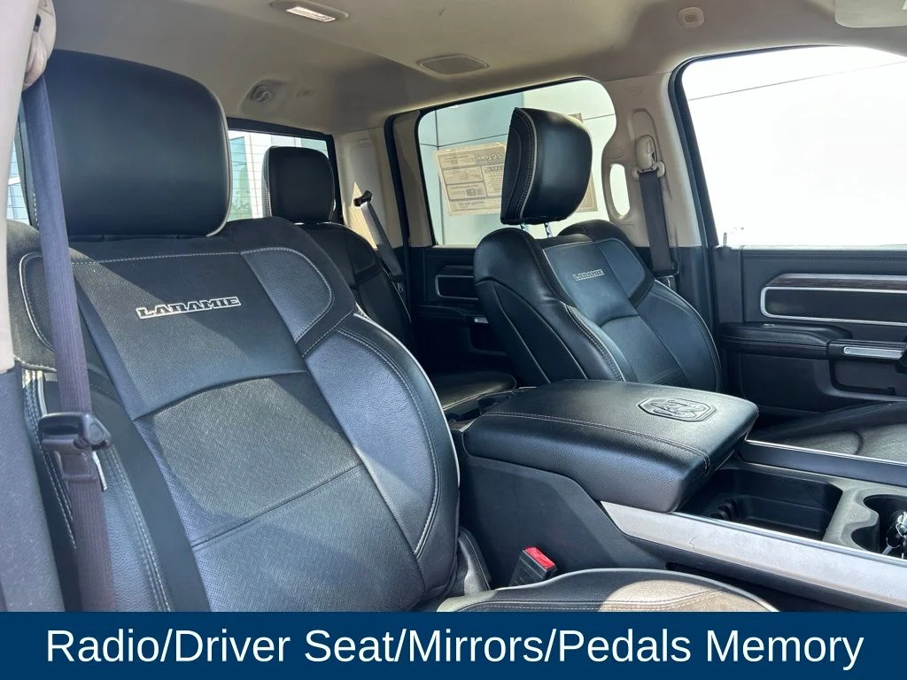 Used 2019 Patriot Blue Pearlcoat Ram Laramie image 30