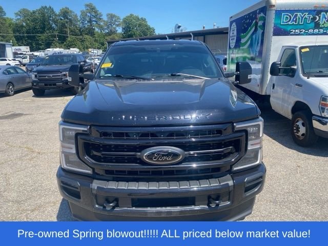 Used 2021 Black Ford Lariat image 2
