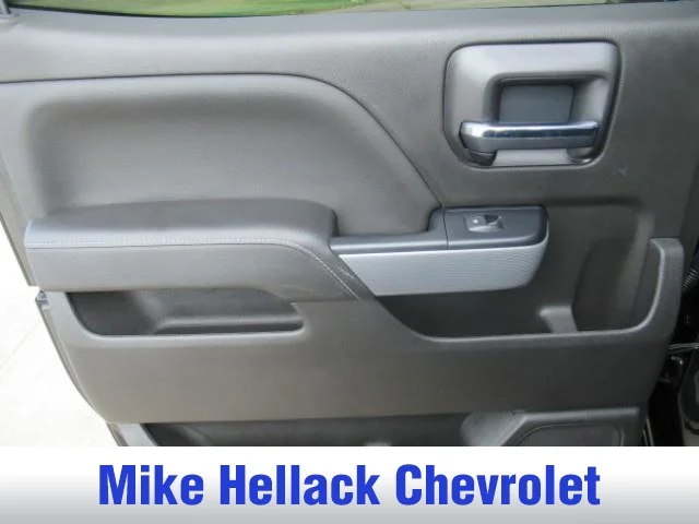 Used 2018 BLACK Chevrolet LT image 20