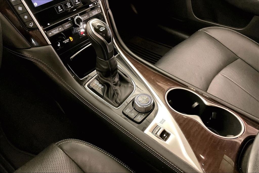 Used 2018 Black INFINITI 3.0t LUXE image 19