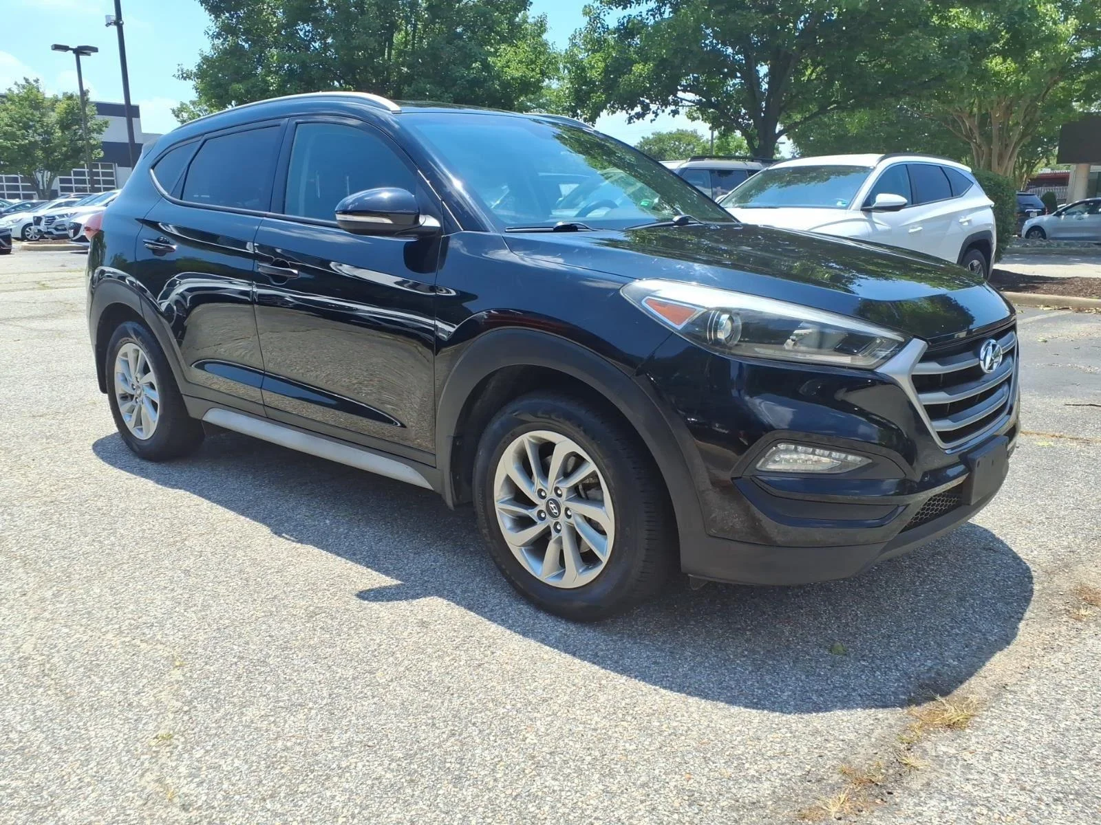 Used 2018 Black Noir Pearl Hyundai SEL Plus image 4