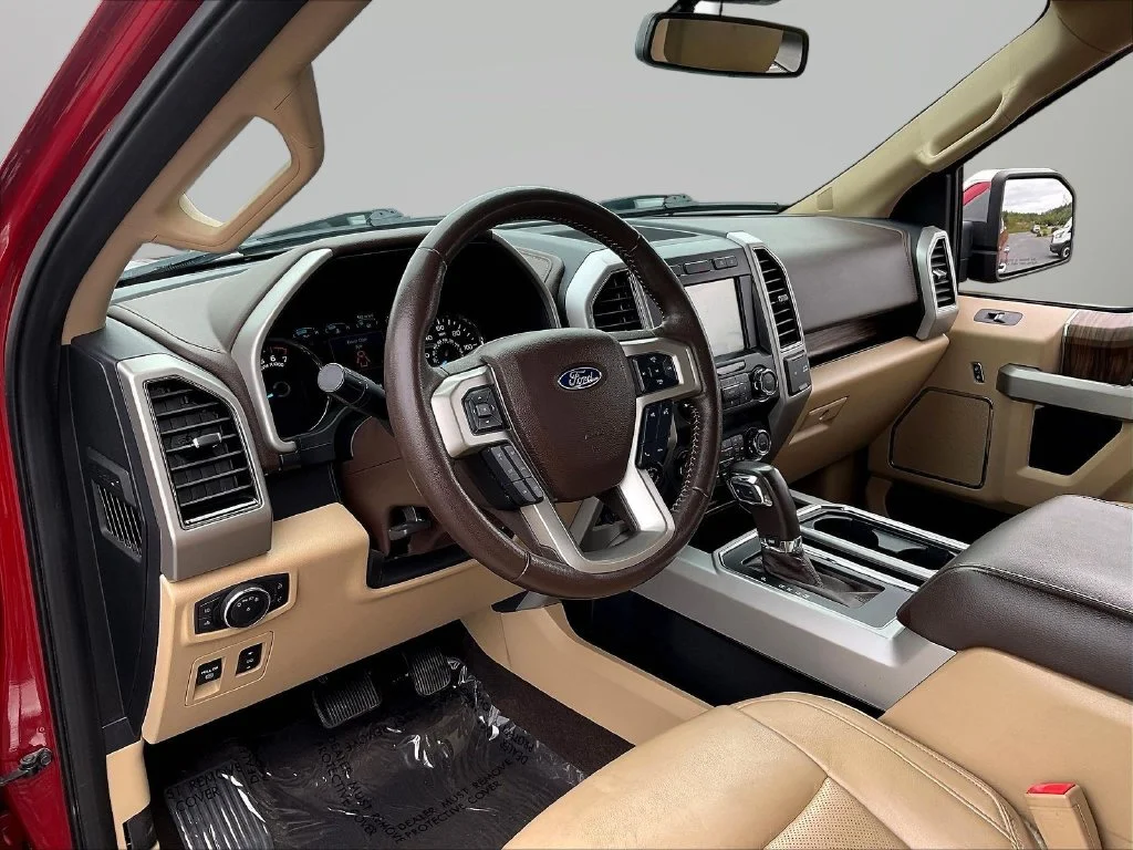 Used 2020 Rapid Red Metallic Tinted Clearcoat Ford Lariat image 20