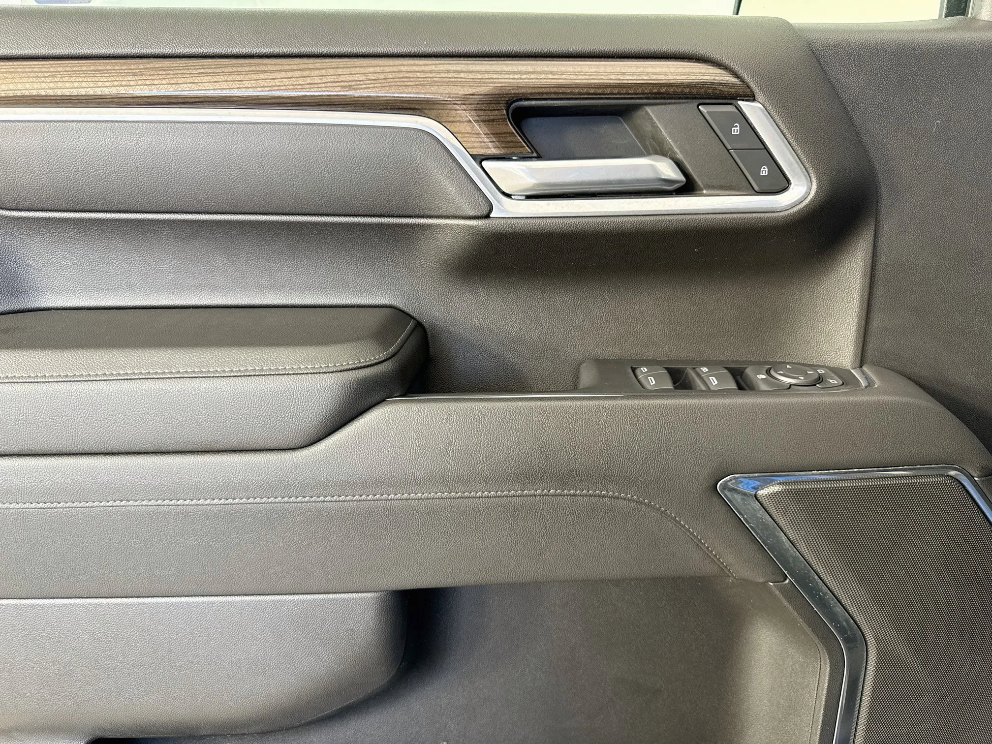 Used 2022 Glacier Blue Metallic Chevrolet LT image 20