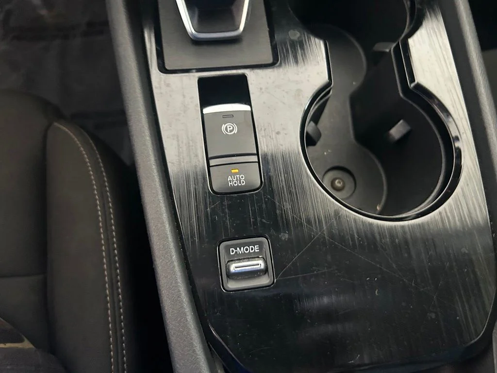 Used 2024 Gray Nissan S image 39