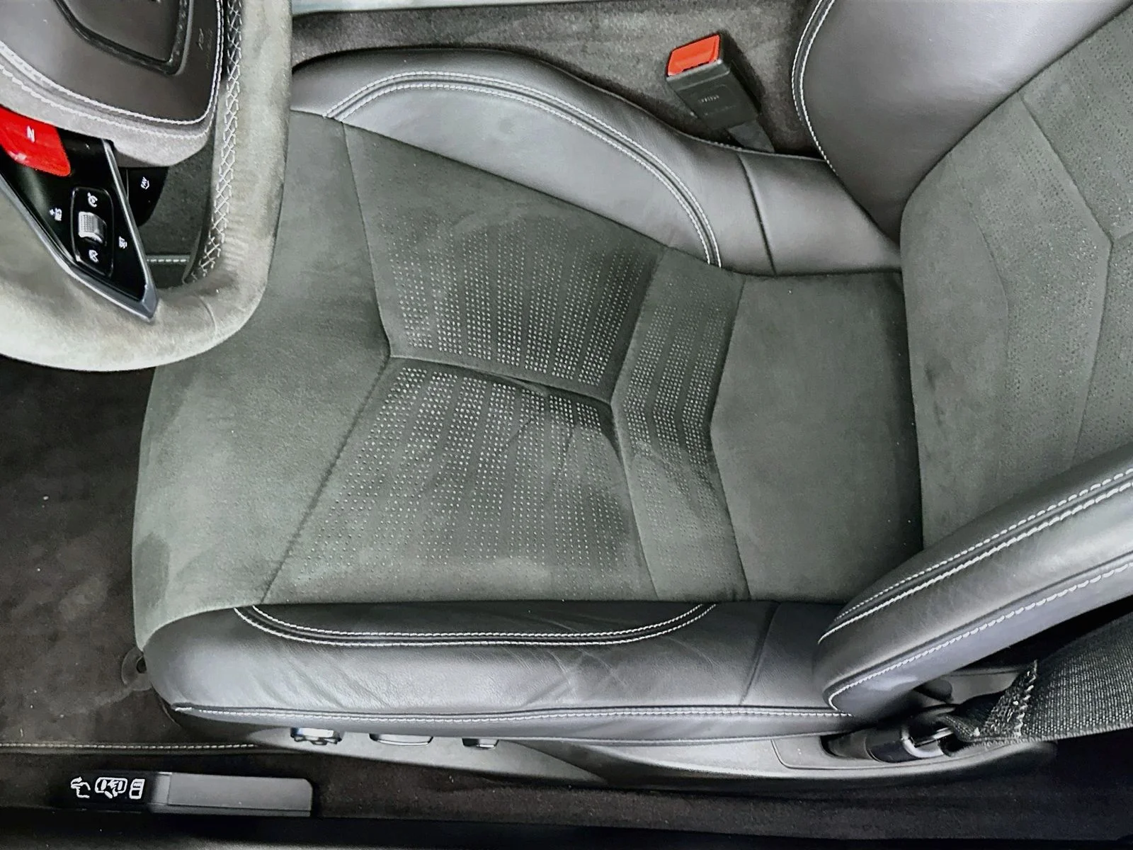 Used 2023 Blue Chevrolet Stingray image 21