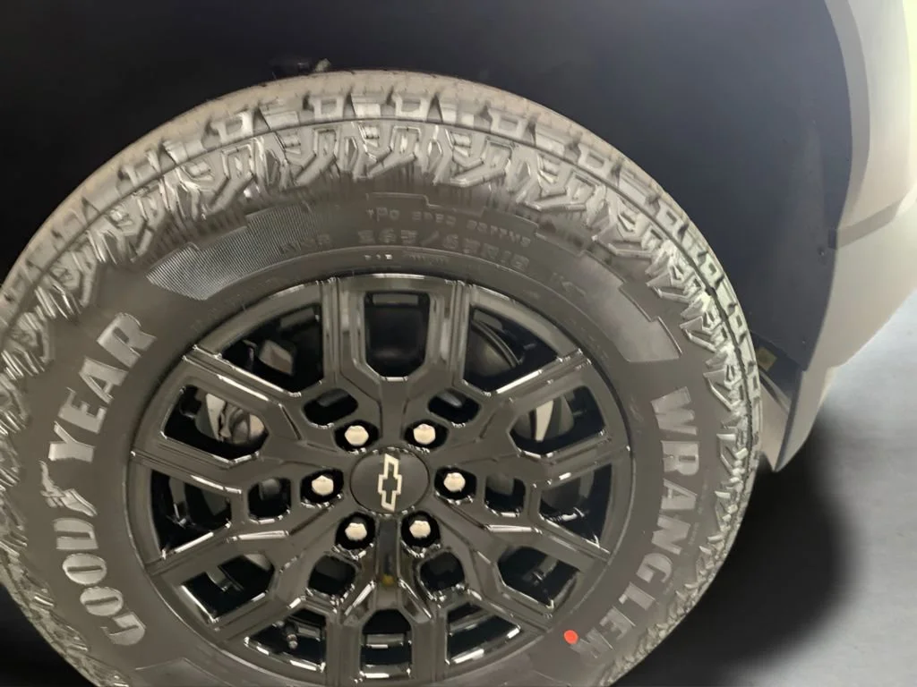 New 2026 Black Chevrolet Trail Boss image 30