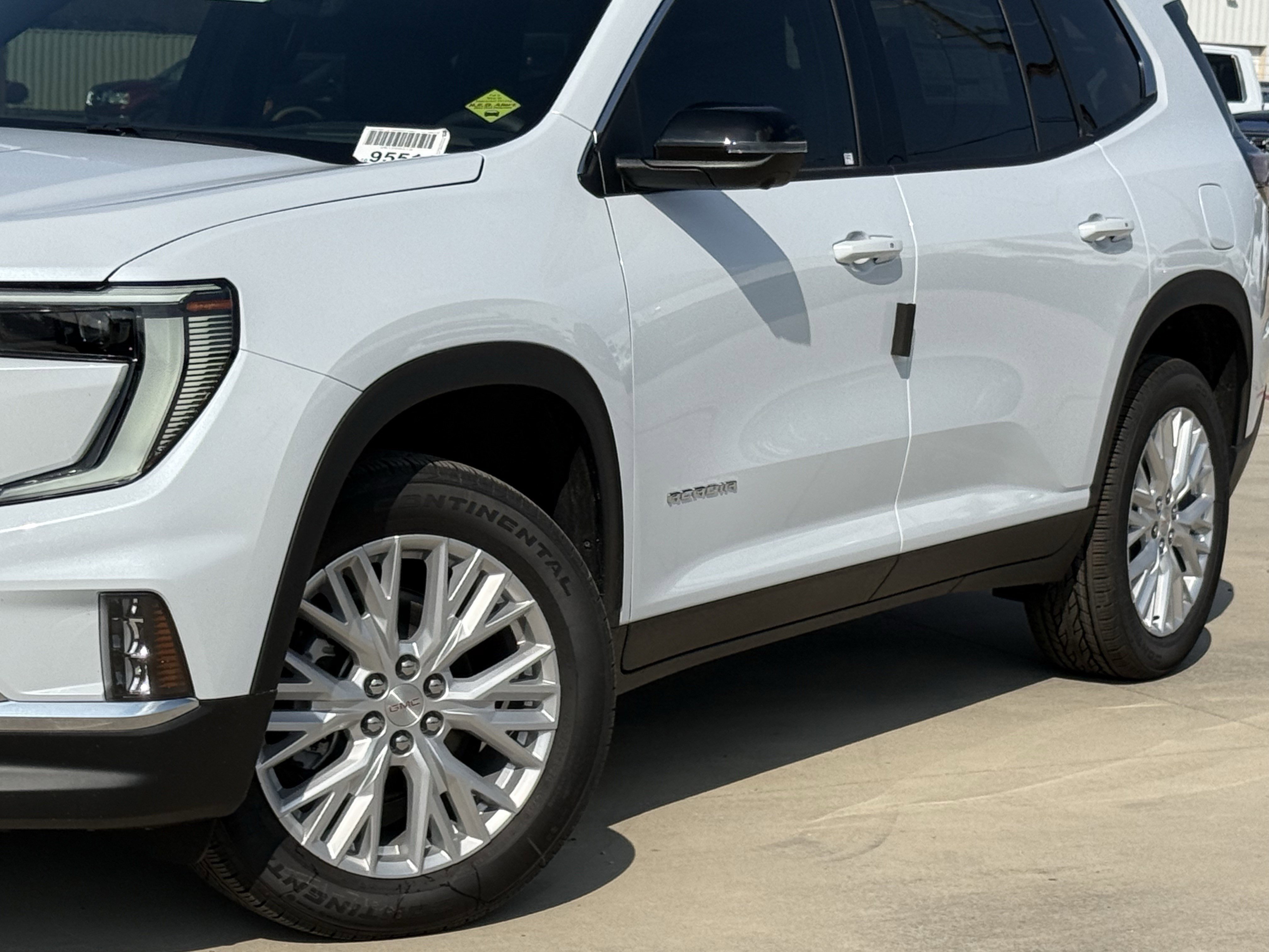 New 2026 Glacier White Tricoat GMC Elevation image 10