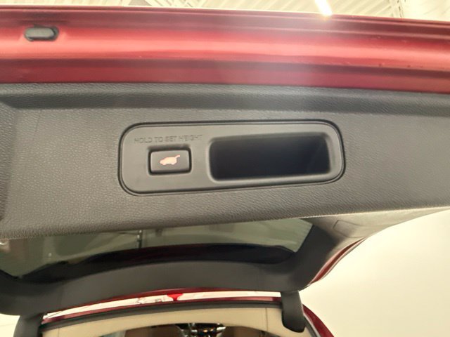 Used 2022 Radiant Red Honda Touring image 33