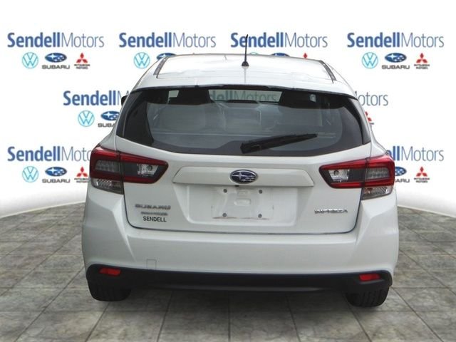 Used 2021 White Subaru Base image 7