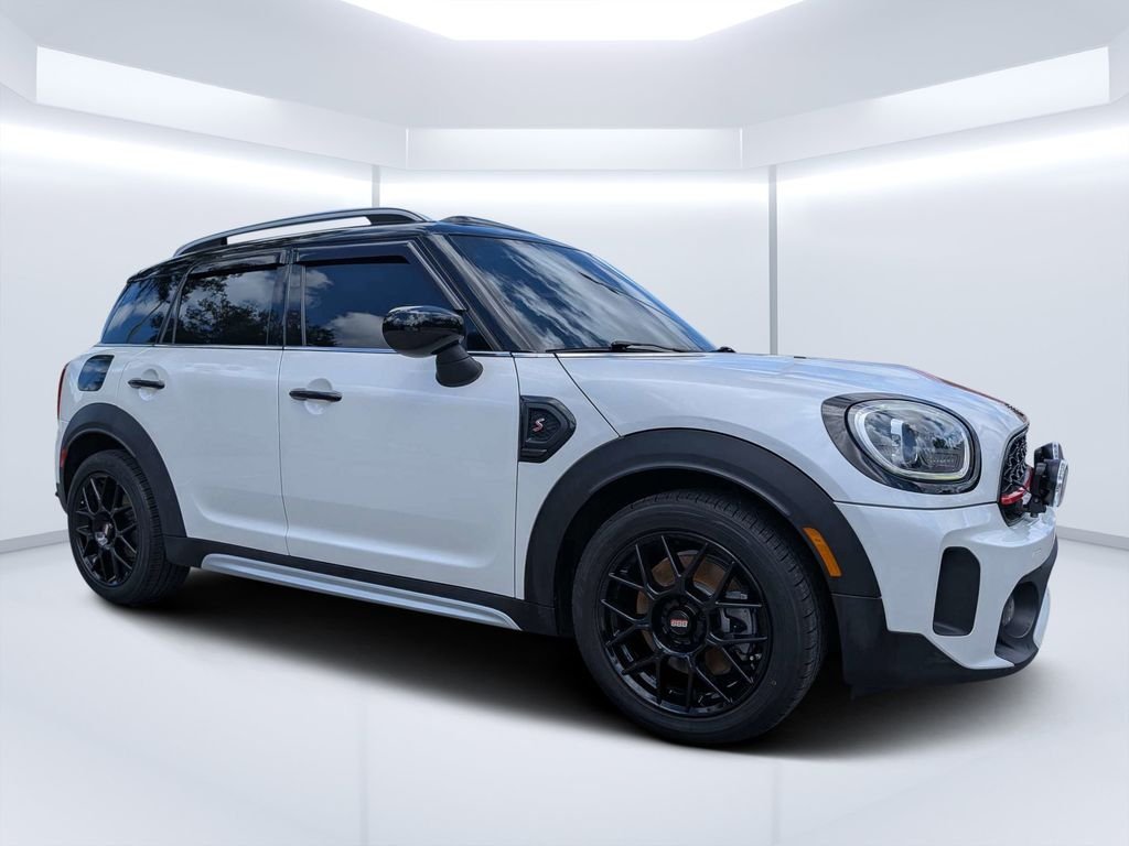 2023 MINI Countryman Cooper S's photo