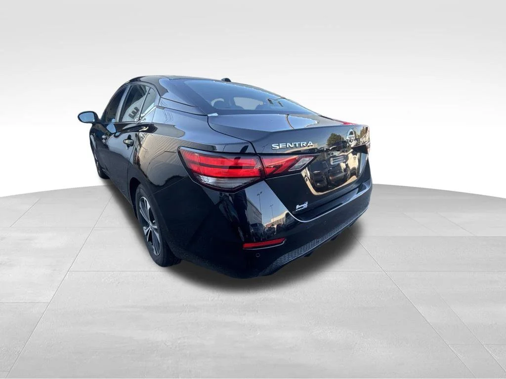 Used 2021 Black Nissan SV image 3