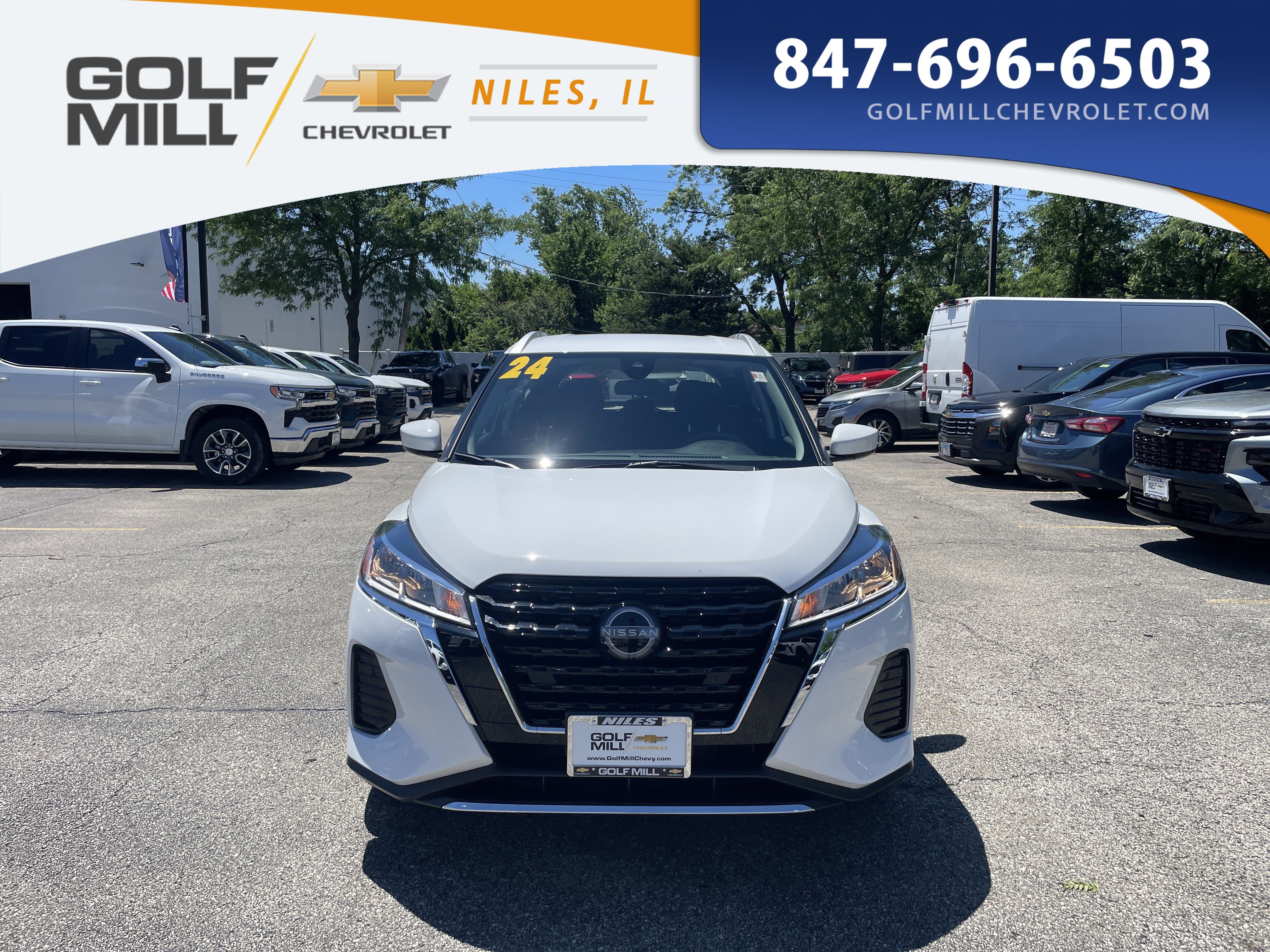 Used 2024 Fresh Powder Nissan SV image 2