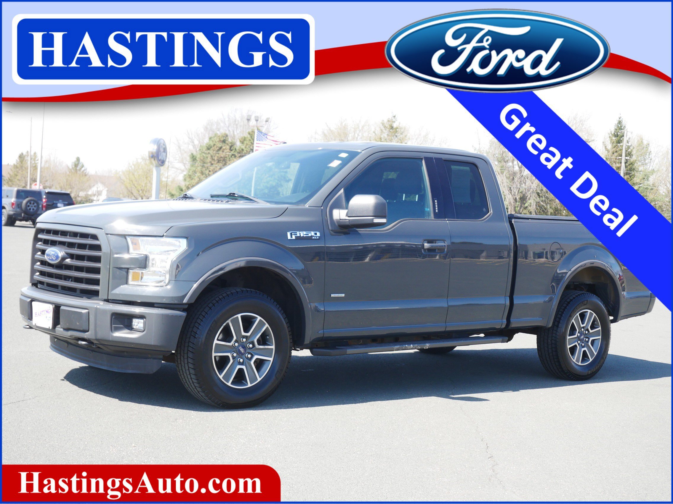 Used 2016 Gray Ford XLT image 1