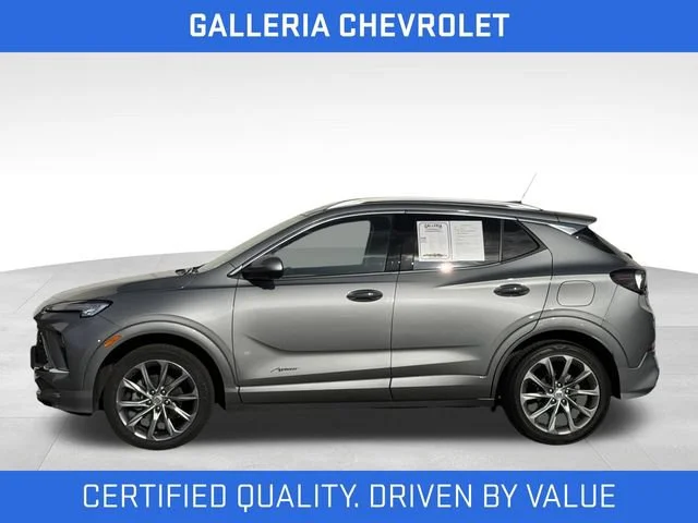 Used 2024 Moonstone Gray Metallic Buick Avenir image 4