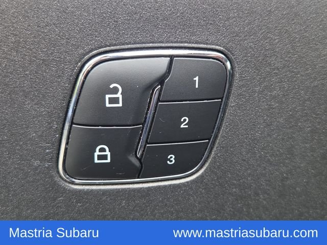 Used 2025 Gray Metallic Ford Outer Banks image 12