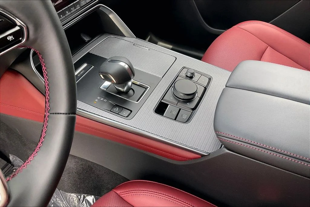 New 2026 Rhodium White Premium Mazda 3.3 Turbo S Premium AWD image 7